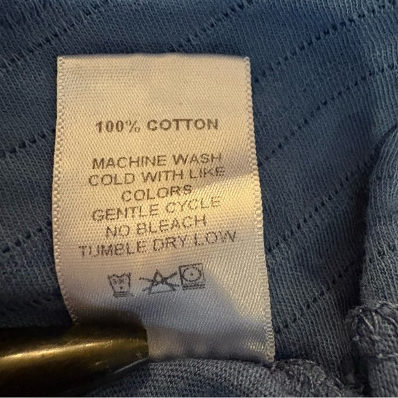 Jess & Jane Artsy Floral Tunic – Distressed Textured Fabric – 1X – Made in USA - Picture 11 of 16